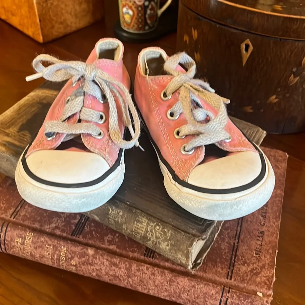 Kids Pink Converse